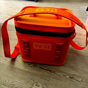 King Crab Yeti 12 pack cooler